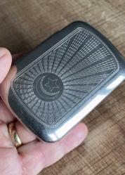 AY-YILDIZLI TABAKA BAYRAKLI TÜTÜN TABAKASI