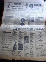 Ankara Gazetesi - Turkish Newspaper - 25 Ağustos 1976 - günün meselesi gerçek problem - mikrofonlu kameralı posta pulları fotoğraf - Ege ordu komutanlığı'na Orgeneral Kenan Evren atandı - Hora gemisi İzmir'e döndü - Lübnan fiilen ikiye bölündü - kadınlar nasıl güzelleşebilir fotoğraflar - Bebek belediye gazinosunda Hamiyet Yüceses Öztürk Serengil Feri Cansel Ayten Alpman - Gar Gazinosu'nda Zeki Müren Mine Mutlu Edip Akbayram Ajda Pekkan - Taşlık gazinosunda Gönül Yazar Ahmet Özhan Seyyal Taner Müjdat Gezen - İmam Hatip okulunu ne için bitirdik - James Bond kraliçenin emrinde filmi Kartal sinemasında - civciv çıkacak kuş çıkacak filmi Yıldırım sinemasında - park cinayeti filmi ark sinemasında TRT radyo programı - Burhan Doğançay'ın resim sergisi yazan Çetin Bilgin - sabahı bekleyen yürek şiiri A. Fazıl Göktuğ - yeşil ve Mavi şiiri yazan Ayla Oral - Kıbrıs'ın 8 günlük devlet başkanı Nikos Sampson iktidarda iken savaş hali yarattığını itiraf etti - Makarios Karamanlis ile görüştü