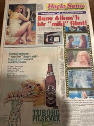 HAFTA SONU DERGİ - GAZETESİ DOĞUM GÜNÜ HEDİYESİ (TURKİSH MAGAZINE - NEWSPAPER) - TAM TAKIM 12 SAYFADIR - 4 MAYIS 1984 - Sayı:19 - Ahmet Carda-Hülya Avşar-Perihan Savaş-Derya Tuna-Sabri Demirdöğen-Faruk Peker-Kemal Sunal-Turgut Çeltik-Nermin Çeltikçioğlu-Rıza Silahlı-Merih Akalın-Rona Bese-Muazzez Abacı-Hamdi Özer-Ali Özer-Hasan Heybetli-İbrahim Tatlıses-Orhan Topçuoğlu-Yaprak-Azize Gencebay-Fahrettin Aslan-Atilla Yelken-Orhan Gencebay-Banu Alkan-Savaş Kalafat-Faruk Peker-Şemsi İnkaya-Ülkü Aker-Kemal Sunal-Bülent Ersoy-Dr.Müller-Yılmaz Duru-Sabah Duru-Yılmaz Duru-Güler Mocan-Cüneyt Arkın-Nejat Uygur-Fatma Girik-Memduh Ün-Mazhar Alanso-Turgut Çelik-Gönül Şenay-Muhteşem Demirağ-Yusuf Sezgin-İnci,Can Kıraç-Ayşegül Cinisli-Gilda Tezmen-Erol Tezmen-Şemsi sirer-Zeynep Fadıllıoğlu-Ender Çelebi-Bülent Garan-Petro Şenol-Zeynep Üner-Şeref Alemdar-Rezzan Alemdar-Murat Taki-Lidya Taki