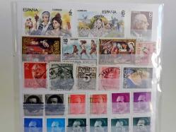 İspanya 36 Adet Karışık Pul - Kartelada