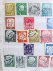 Almanya 66 Adet Karışık Pul - Kartelada