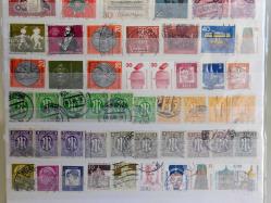 Almanya 71 Adet Karışık Pul - Kartelada