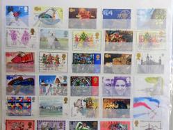 İngiltere 45 Adet Karışık Pul - Kartelada