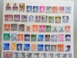 Karışık 89 Adet Yabancı Pul - Kartelada