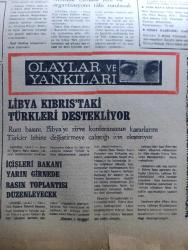 Ankara Gazetesi - Turkish Newspaper - 21 Ağustos 1976 - günün meselesi Ankara Atina gerginliği artıyor - sinemada seks furyası - sinema televizyon rekabeti - Süleyman Demirel mücadelemiz her şoförün arabası olsun mücadelesidir - Yunan hücum botu Hora'yı dürbünle izleyebiliyor - Adalet Partisi ilk Kongresi yarın başlıyor - turizm şirketleri - bebek belediye gazinosunda Hamiyet Yüceses Öztürk Serengil Feri Cansel Ayten Alpman - Gar gazinosunda Zeki Müren Mine Mutlu Edip Akbayram Ajda Pekkan Pakize Suda - Taşlık gazinosunda Gönül Yazar Ahmet Özhan Müjdat Gezen Seyyal Taner - televizyonda bugün - Kara Şahin filmi başrolde Behçet Nacar Güneş sinemasında - bakır delikanlı filmi fitaş sinemasında - Şişli Beşiktaş Kadıköy sinema programı - Gündüz Gölünü bahara övgü yazan Nüvit Özdoğru - Rauf Denktaş Kıbrıslı Türkler artık Rum yönetiminde yaşamayacak dedi - Kıbrıs'ta eğlence yerleri - Kıbrıs yemekleri - Kıbrıs'ta konaklama yerleri - Libya kıbrıs'taki Türkleri destekliyor - Oğuzhan Asiltürk
