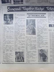 Ankara Gazetesi - Turkish Newspaper - 18 Ağustos 1976 - günün meselesi İran ve Amerika silah ticareti - şarap fıçlarından yapılan evler fotoğraf - Cumhurbaşkanı Fahri Korutürk başkanlığında Güvenlik kurulu Dün toplandı fotoğraf - Hora Sismik gemisi görevine hazır - Bu yıl 75 bin ton işlenmiş tütün ihraç edilecek - benzin sıkıntısı bitiyor - Gar gazinosunda Zeki Müren Mine Mutlu Edip Akbayram Ajda Pekkan Pakize Suda - Caddebostan Harlem Tanju Okan Tülay Tansu Saadet Sun - Taşlık gazinosunda Gönül Yazar Ahmet Özhan Seyyal Taner Müjdat Gezen - malın gözü filmi başrolde Arzu Okay Rüya sinemasında - hababam taburu filmi başrolde Müjdat Gezen Hakan sinemasında - reis'in kızı filmi başrolde Gülşen Bubikoğlu renk sinemasında - TRT radyo programı - Hayal şiiri yazan Necip Fazıl Kısakürek - parıltı şiiri ya sen Ahmet Haşim - kültür politikasında ana görüş ve temel fikirler yazan Cahit Okurer - Makarios ABD'nin politikası değişecek dedi - Kıbrıs şiiri yazan Aydın Salahi - Lefkoşa'da Rumca dergi