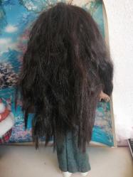 41 cm DAMGALI SİYAHİ PORSELEN BEBEK, UZUN SAÇLI KARAKTER ÇOK GÜZEL