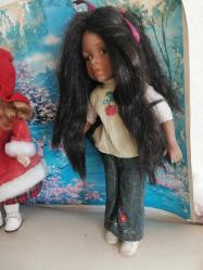 41 cm DAMGALI SİYAHİ PORSELEN BEBEK, UZUN SAÇLI KARAKTER ÇOK GÜZEL