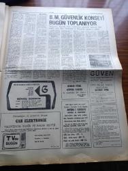 Ankara Gazetesi - Turkish Newspaper - 12 Ağustos 1976 - günün meselesi Akdeniz'de iktidar politikası - yeşilköy'de kanlı bir gerilla baskını yapıldı - İsrail uçağına Filistin Kurtuluş örgütünce yapılan baskında güvenlik kuvvetlerimiz 1,5  saat aralıksız çarpıştı - Necmettin Erbakan Güneydoğu gezisine çıkıyor - Fahri Korutürk Türkiye'nin süratle gelişmekte olduğunu söyledi - Dam başında Yaz akşamı yazan Şemsi Belli - çocuk edebiyatı yazan Enver Naci Gökşen - Florya belediye gazinosunda Semiha Yankı Celal Şahin Saadet Sun - Gar gazinosunda Sevim Tuna Ayla Algan Nazan Şoray Ayhan Işık - Caddebostan maksim'de Gönül Yazar Ahmet Özhan Müjdat Gezen Seyyal Taner - iç çamaşırı giymeyen bayanlar kentlerde trafik kazalarının artışına neden oluyor - sev kardeşim filmi başrolde Tarık Akan Yıldız sinemasında - kahramanlar filmi başrolde Fikret Hakan kısmet sinemasında - Baba bizi eversene filmi başrolde Barış Manço Sayanora sinemasında - yaşam kavgası filmi başrolde Ayhan Işık İnci sinemasında