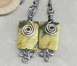 El İşçiliği Gümüş Sarı Serpantin (Serpentine) Küpe