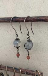 El İşçiliği Gümüş Beyaz Akik Küpe