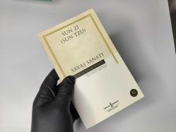 SAVAŞ SANATI SUN Zİ (SUN TZU)  - Platon 90 Dakikada - Konfüçyüs Aforizmalar - 3 Kitap Sıfır Ayarında