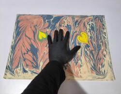 Ebru Sanatı - El İşi Ebru - KALP Desenli - Duvar Dekoru - Sanatçı: Muhammed Aydın - 2013 Tarihli - 49 cm x 35 cm -