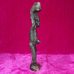 VINTAGE EL OYMA ABANOZ AHŞAP AFRİKALI YERLİ ERKEK FİGÜR BİBLO