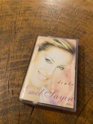 EMEL SAYIN - DİNLE 2001- KASET