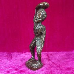 VINTAGE EL OYMA ABANOZ AHŞAP AFRİKALI YERLİ ERKEK FİGÜR BİBLO 2