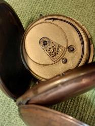 Prior Cep Saati, PRIOR CEP SAATİ.. SARAYA VE OSMANLI ZENGİNLERİNE LÜKS SAATLER ÜRETMESİYLE BİLİNEN LONDRA’DAKİ ÜNLÜ SAATÇİ GEORGE PRIOR’DAN 1830’LU YILLARDA İŞİ DEVRALAN OĞLU EDWARD PRIOR’UN  1860’LI YILLARDA ÜRETTİĞİ 4 KASALI CEP SAATİ…HALİYLE...ZİNCİRİ KOPUK, BİR YELKOVAN EKSİK,  SAAT 3 YÖNÜNDE ATIK VAR.. ARKA MEKANIZMA DA ELMAS TAŞI DURUYOR.. ZİNCİRİ DEĞİŞİNCE ÇALIŞACAK VAZİYETTE, MEKANIZMA BAKIMLI..