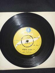 Bora Ayanoğlu - Ecel Gelmeden / Dönmem Senden 45'lik Nadir Plak