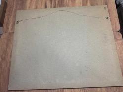 Deniz ve kıyı manzarası temalı, alt köşesinde  İsviçreli Ünlü Ressam Ferdinand Hodler imzası bulunan Yağlı boya sanatsal tablo. Ahşap çerçeveli Dekoratif ve koleksiyon değeri olan özel bir eserdir. Durumu fotoğraflarda görüldüğü gibidir. 72 x 59 cm