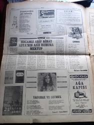 Ankara Gazetesi - Turkish Newspaper - 8 Temmuz 1976 - Elizabeth Taylor ile Zahidi İran'a gidiyor Fotoğrafı - Adalet Partisi genel başkanı Süleyman Demirel Altınözü kongresine mesaj gönderdi - Rauf Denktaş Anadolu Ajansı Kıbrıs bürosunu törenle açtı - Nevzat Tandoğan'ı soyan eşkıya yazan Şemsi Belli - kamboçya'da ölüm ve işkence kol kola - Kızıltoprak köşkte Ülkü Özen Hale Manzade Gönül Gül Atilla Yelken Azra Balkan - saksonyalılarda İnci Sanlı Mihrican Güngör Gülay Gül Papatya -  bekar erkeklerin en büyük hayat sigortası evlenmek - televizyonda bugün - kapıkule'de tırlar için ayrı bir yol yapılıyor - dünyanın en tatlı kadını filmi Mıstık sinemasında - en büyük benim başrolde Bruce Lee Ünal sinemasında - Estergon kalesi filmi başrolde Serdar Gökhan Şık sinemasında - hocamız Arif Nihat Asya'nın ruhuna mektup yazan Hüseyin Rahmi Kılıç - duramayacağım seni öpmeden Yazan Yunus Yaşar - orman şiiri yazan Mehmet Karabulut - yaşamak ve sevmek şiiri Yazan İsmail Yaltırık - Kıbrıs trajedisi