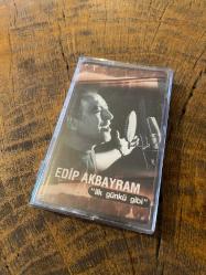 EDİP AKBAYRAM - İLK GÜNKÜ GİBİ - KASET (JELATİNİNDE)