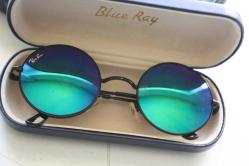 2 ADET GÖZLÜK 1 TANE GÖZLÜK KABI 1 TANE ÇANTA HEPSİDE GÖNDERILECEKTIR    (((ANTİK KOLİ 7