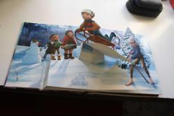 Muhafızların Yükselişi  Dreamworks Rise of the Guardians Lüks Açılır Kapaklı  (ANTİK KOLİ 7