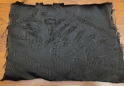 KABE ÖRTÜSÜ PARÇASI. ALLAH YAZILI YERDEN.