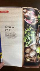 LOKMA DERGİSİ - EYLÜL 2015 – SAYI:10  MUSTAFA ALBAYRAK - HATİCE ÖZDEMİR TÜLÜN - BURHAN İSTENCİ - YASEMİN DARBAZ KARACA - FATMA HAZAN TÜRKKOL - BURÇİN BİLGE SARIKAYA - REYHAN CERİT BALA - SEZER ALÇINKAYA - MELİS KAYACIK - ABDULLAH HANÖNÜ - ZİYA KADAM - GÜLAY BAYRAK - AYŞEGÜL DAĞ - ABDULLAH BİLGİÇ - ÖZCAN URAL  PAZAR ARABASI - AYIN MEYVESİ / İNCİR - TAM MEVSİMİ / RENKLİ BİBERLER - AYIN DOSYASI / BAYRAM YEMEKLERİ - BAYRAM TATLILARI / HAFİF TATLILAR - OLTAYA TAKILANLAR / PALAMUT - TEK ÇEŞİT / DÖRT DÖRTLÜK PRATİK LEZZET - LOKMALIK / TESLİM OLANLAR ARASINA GİRMEK KURBAN - AYIN KONUĞU / “LOKMA”LI MUTFAKLARIN MUTLULUĞU - KİLER / KIŞ HAZIRLIĞI - KİTAPTAN FIRLAMIŞ GİBİ / EYLÜL - AJANDA - KÜLTÜR SANAT - İNDEKS - 112 SAYFA