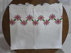 KANAVIÇE İŞLEMELİ- SANDIK ÖRTÜSÜ