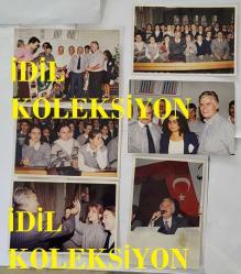 YEŞİLÇAM'IN UNUTULMAZ OYUNCUSU TAMER YİĞİT'İN ORİJİNAL 6'LI FOTOĞRAF SETİ - 12,5 x 8,5 cm EBADINDA - TAMER YİĞİT KATILDIĞI BİR OKUL SEMİNERİNDE KONUŞMA YAPRKEN, ÖĞRENCİ ve ÖĞRETİM GÖREVLİLERİYLE HATIRA POZLARI VERİRKEN ÇEKİLMİŞ 6 FARKLI KARE... ÖZEL ARŞİV