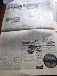 Cumhuriyet Gazetesi - Turkish Newspaper - 10 Kasım 1963 - O'nu anarken yazan Ecvet Güresin Başmakale - büyük Atatürk'ü 25. Ölüm yıldönümünde saygıyla anıyoruz Fotoğrafı - Cemal Gürsel'in millete mesajı - Kruşçef'in Atatürk ile ilgili özel mesajı - Amerikan başkanı Kennedy'nin Atatürk ile ilgili sözleri - İsmet İnönü'nün Atatürk için yazdığı makale - Irak cumhurbaşkanı Abdüsselam Arif'in özel olarak verdiği demeç - Home Nehru Eyüp Han Ve Burgiba'nın Atatürk'ü anma mesajları - izindeyiz yazan İlhan Selçuk - Atatürk devrimlerinin hukuki yönü yazan Hıfzı Veldet Velidedeoğlu - Yunanistan'da Papandreu hükümeti Kral huzurunda yemin etti - ünlü tarihçi Emil Ludwig Atatürk hakkında neler anlattı - Atatürk ve kayınbiraderi yazan Adile Ayda - 25. Yıldönümünde hüzünlü düşünceler yazan Yakup Kadri Karaosmanoğlu - Atatürk gazetemizin kurucusu Yunus Nadi ve hemşiresi Makbule Atadan ile Yalova'da Fotoğrafı - Atatürk'ün milli eğitim üzerindeki düşünceleri ve edebiyat yazan Afet İnan - Galatasaray