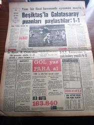 Yeni İstanbul Gazetesi - Turkish Newspaper - 6 Mart 1967 - CHP'de harp son safhada - İran'ın Petrol mücahidi Musaddık Dün öldü fotoğraf - yabancı Petrol şirketleri tenkit edildi - Habeşistan imparatoru Haile Selasiye'nin basın toplantısı Fotoğrafı - Milli Türk Talebe Birliği Kongresi sakin geçiyor - İstanbul'da 2000 yataklı hastane kuruluyor - lafını balla kestim hazırlayan Rauf Tamer - Fransa'da Dün seçim yapıldı - İstanbul Ankara İzmir Radyosu Programı - roman fikirler uyandıkça yazan Faruk Çiçeksoy Yazı Dizisi - İstanbul sinemalar tiyatrolar programı - Halit Alyüz'ün pullarla yaptığı çalışmalarının sergisi - ölümünün 47. Yıl dönümünde Ömer Seyfettin ve fıkraları - İki James Bond filmi daha çevriliyor - Pertev Bey'in üç kızı Münevver Ayaşlı Yazı Dizisi - Beşiktaş'la Galatasaray puanları paylaştılar 1 1 fotoğraf - PTT Karşıyaka'yı çok kolay yendi 4 0 - İzmirspor Altınordu'dan iki puan aldı - Spor Toto neticeleri - Konya'da hakim Mithat Turan Ertem dövüldü - Cumhurbaşkanı Cevdet Sunay