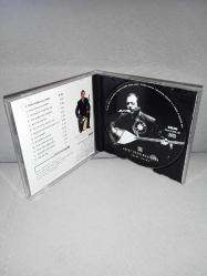 Cd Neşet Ertaş zülüf dökülmüş yüze. Orijinal 1999 Kalan Müzik. Disk 10 üzerinden 9 sorunsuz çalışıyor koleksiyonluk