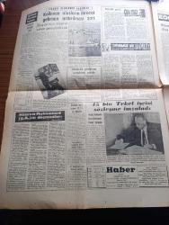 Haber Gazetesi - Turkish Newspaper - 21 Mayıs 1964 - kraliçe Elizabeth yerine kim geçecek Fotoğrafı - Ladig Chinchilla İstanbul'da Fotoğraf - Kemal Satır Ayasofya müzesi kalsın dedi - Bülent Ecevit et boykotunu destekliyor - altın madalya ile futbolcu Lefter Küçükandonyadis dakikalarca alkışlandı Fotoğrafı - Ermeniler Kıbrıs'ı terk'e başladı - Şimdi Ermenilere saldıran Makarios siperde Fotoğrafı - Arçelik 7 bin liraya aile otosu satacak - şehir tiyatrosunda ikilik baş gösterdi gençlerle yaşlılar arası gergin - 45 bin tekel işçisi sözleşme imzaladı - Nurten Demir diğer yıldızların aksine kültürlü bir genç kızdır Fotoğrafı - Koçero yazan Nasri Oktay Yazı Dizisi - Boyalı şapka yazan Agatha Christie Yazı Dizisi - İstanbul Ankara Radyosu Programı - ümitler İngiltere'yi 3-0 yendi fotoğraf - Galatasaray ve Fenerbahçe bugün kampa giriyor - Spor toto'da uzatılma olacak - Maçın Tenkidi Oktay Söl - Çin'de Pterodaktil fosilleri bulundu - Hz Muhammed S.A.V düşmanları yazan Miri Yazı Dizisi