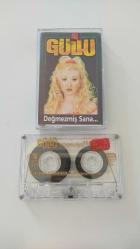 Güllü - Değmezmiş Sana (Kaset)
