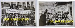 1968 ALTIN MİKROFON KERVANI'NIN ORİJİNAL BÜYÜK BOY 8'Lİ FOTOĞRAF SETİ - 24 x 18 cm EBADINDA - 1968 ALTIN MİKROFON YARIŞMASI FİNALİSTLERİNİN (MOĞOLLAR - CAHİT BERKAY DA DAHİL) KONSERLERE ULUSOY OTOBÜSÜYLE GİTTİKLERİ SÜREÇTE ÇEKİLMİŞ 8 FARKLI KARE. KERVAN, ADANA'DAN URFA'YA GİDERKEN GAVURDAĞI'NIN TEPESİNDE ALMAN PINARI KÖYÜ'NDE MOLA VERİRKEN, TANINMIŞ İŞ ADAMLARINDAN ŞEHMUZ TATLICI'NIN BELEDİYE BAŞKANI NEJAT CEMİLOĞLU İLE DİYARBAKIR'IN TARİHİ KÖŞKÜ'NDE TERASTA TERTİP ETTİĞİ ''HOŞ GELDİNİZ'' SÜRPRİZİNDE YEMEK YENİRKEN... 1968. ÖZEL ARŞİV
