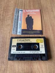 Unforgettable 18 Classic Songs Of Love Kağıt Baskı Kaset