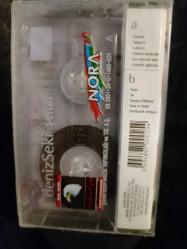 DENİZ SEKİ ŞEFFAF KASET