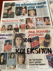 HAFTA SONU DERGİ - GAZETESİ DOĞUM GÜNÜ HEDİYESİ (TURKİSH MAGAZINE - NEWSPAPER) - TAM TAKIM 14 SAYFADIR - 4 TEMMUZ 1986 - Sayı:27 -Emel Sayın-Ahu Tuğba-Adnan Hoca-Ajda Pekkan-Müjde Ar-Aysel Gürel-Ali Bars-Banu Alkan-Serpil Çakmaklı-Oğuz Beydoğanoğlu-Mehlika Kenter-Mine Mutlu-Güngör Bayrakçı-Derya Tuna-İlhan İrem-Yavuz Çuhacı-Recep Kaymak-Semra Alper-Feza Tok-Coşkun Sabah-Belgin Doruk-Kartal Kaan-Çarliston Cengiz-Küçük Sezer-Oya Demir-Banu Alkan-Bülent Ersoy-Aysel Gürel-Sibel Turnagöl-Mesut Yılmaz-Ajda Pekkan-Ali Bars-Oğuz İslamoğlu-Levent Çebi-Zeki Başeskioğlu-Derya Arbaş-Fevzi Tuna-Emel Bayrutlu-Ahouri Berichi-Ayşegül aldinç-Onur erol-Emel Müftüoğlu-Dansöz Sibel Can-Semra Özal-Gönül Balkan-Reyhan Altan-Zeynep ekren-Asım ekren-Nuran kutlubay-Zeynep Bilge-Fatma Karaca-Tendü Koşal-Sevim Canbaz-Gülen Bircan-Necla Erol-Canan Kumbasar-Şengül Karaca-Aytaç Kardüz Ülgen-Zeynep Eren-Nil Burak-Sibel Can-Emel Müftüoğlu-Ayşegül Aldin-Erdal İpekşen