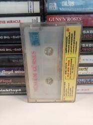 Müslüm Gürses - Yaşamalısın  - Kaset - Açıklamayı okuyunuz -