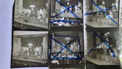 1967 HÜRRİYET ALTIN MİKROFON YARIŞMASI ANADOLU TURU ORİJİNAL FOTOĞRAFI - 24 x 18 cm EBADINDA - 1967 ALTIN MİKROFON YARIŞMASINDA ÇEKİLMİŞ 11 FARKLI KARE TEK FOTOĞRAFTA. HER BİR KARE 5,5 x 5 cm EBADINDADIR