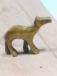 FG20----KÜÇÜK BOY PİRİNÇ METAL DEVE FİGÜRÜ
