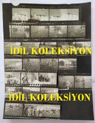 1967 HÜRRİYET ALTIN MİKROFON YARIŞMASI ANADOLU TURU ORİJİNAL FOTOĞRAFI - 24 x 18 cm EBADINDA - 1967 ALTIN MİKROFON YARIŞMASINDA PAMUKKALE'DE ÇEKİLMİŞ 28 FARKLI MİNİ KARE TEK FOTOĞRAFTA. HER BİR KARE 3 x 2,5 cm EBADINDA MİNİ BOYDADIR