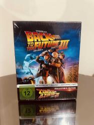 Geleceğe Dönüş-Back To The Future Zurück in die Zukunft - 40th Anniversary Limited Collector’s 4K Uhd +Bluray Steelbook  Versiyonu  Toplam 8 Disk ( Filmler Türkçe Dublaj ve Altyazılı)