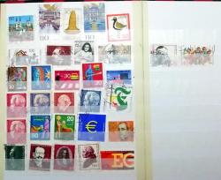 Almanya 287 farklı damgalı pul - defterde