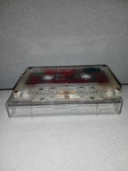 Kaset Ferdi Tayfur Nisan yağmuru albümü. Orijinal. 1987 Uzelli no 023. Kartoneti yok. sorunsuz çalışıyor