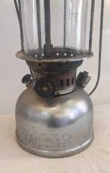 ANTİKA LÜKÜS GAZ LAMBASI ÇALIŞIR DURUMDA. Anchor Marka lüks.Gömleği İle Gönderilecektir..