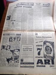 Akşam Gazetesi - Turkish Newspaper - 16 Eylül 1968 - Kürdistan dosyası yazan Hulusi Turgut yazı dizisi - Barzani Türkiye İslam aleminin tek lideridir dedi - Maliye Bakanı Cihat Bilgehan'ın gazetemize demirci emeklilikte maaşın yüzde 70'i verilecek - Yeşilada Türkleri şikayetçi - Sovyetler pilotsuz uzay aracı fırlattı - Süleyman Demirel Doğu gezisine çıkıyor - ilkokullarda ikili öğretim kalkıyor - Demirel gitgide çirkinleşiyor yazan Çetin Altan - Karaoğlan yazan Ve çizen Suat Yalaz - Ankara İstanbul İzmir Çukurova Radyosu Programı - Galatasaray Vefadan rövanşı aldı - İngiliz yazarları Manchester City'i anlattı - Oslo antrenörü iddialı konuşuyor Altay göz dolduran bir ekip ama biz gözden çok fileleri doldururuz dedi - İzmirspor Altay'dan 2 puan aldı - Ayfer Feray topluluğu da kampanyamıza katıldı fotoğraf - komünizmi tel'in mitingi yapıldı - doktor Suphi Baykam 3. Sektörü açıkladı - uçan daire nişanlıları takip etti - 30 genç Albay emekliliklerini istedi - Ahmet Mithat Berberoğlu Foto