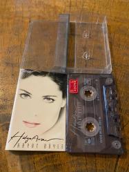 HÜLYA AVŞAR - HAYAT BÖYLE - KASET